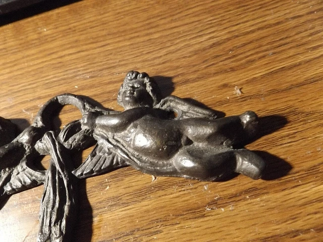 Antique Brass Cherub   Hanger  f or Coats,  Towels,  Clothes   6.5" X 4" X 1.25" 4