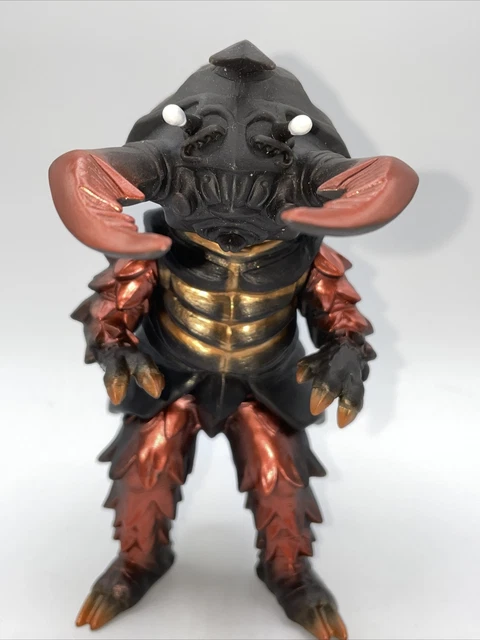 2015 BANDAI Gorg Antlar Ultra Monster DX Spark Doll Ultraman Kaiju Gogue US SELL