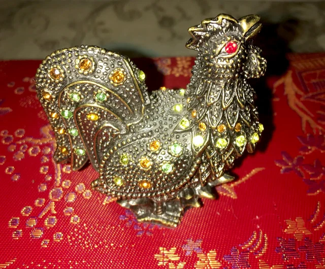 Vtg. Rooster Crystal Bejeweled Trinket Box Enamel Lining Details See Description