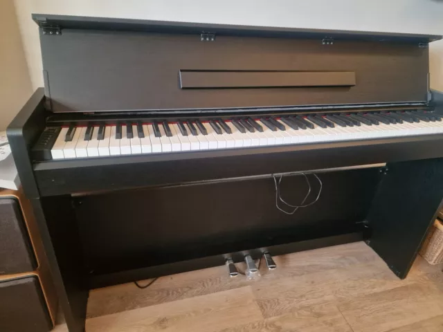 Yamaha Upright Digital Piano. Arius YDP-S34