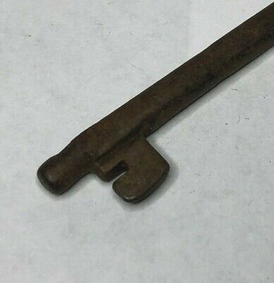 Antique French Chateau Key 3 inch oval bow tapered hammer flag 3