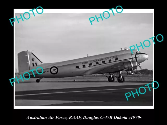 HISTORIC AVIATION PHOTO OF RAAF AUSTRALIAN AIR FORCE DOUGLAS DAKOTA PLANE c1970