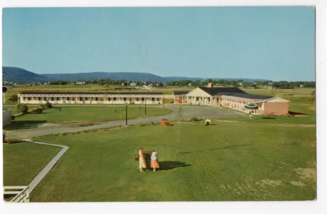 Royal Anne Motel ANNAPOLIS VALLEY Nova Scotia Canada H.S. Crocker Postcard