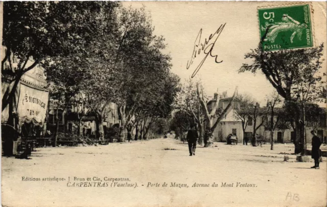 CPA CARPENTRAS - Porte de Mazan Avenue du Mont VENTOUX (512068)