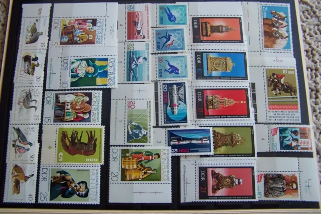 Briefmarken DDR ca 55st mit Rand Sammlung Postfrisch
