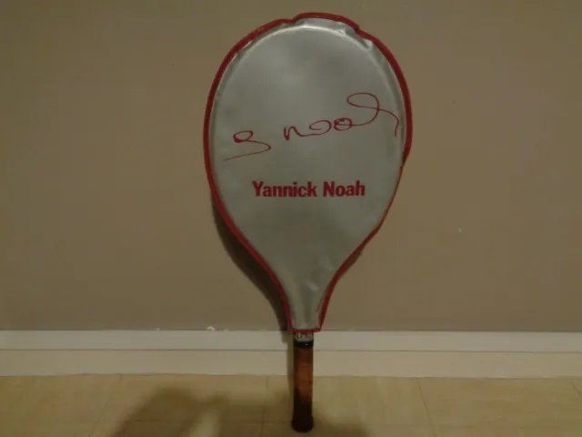raquette de tennis"LE COQ SPORTIF YANNICK NOAH JUNIOR" NEUVE