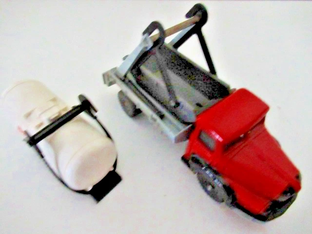 Dinky Toys 805 - Unic Multibennes & Citerne Primagaz - 1:43 - France - Rare En Boîte
