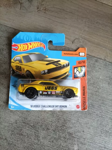 1:64 Hot Wheels '18 Dodge Challenger SRT Demon Yellow a1