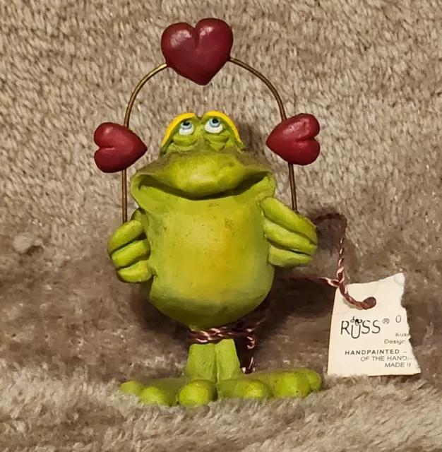 Russ Douglas Signed Green Resin Frog w Red Hearts LOVE Decoration