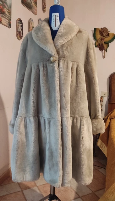 Cappotto di Pelliccia sintetica da donna colore Beige TG.44  a balze CALDISSIMO