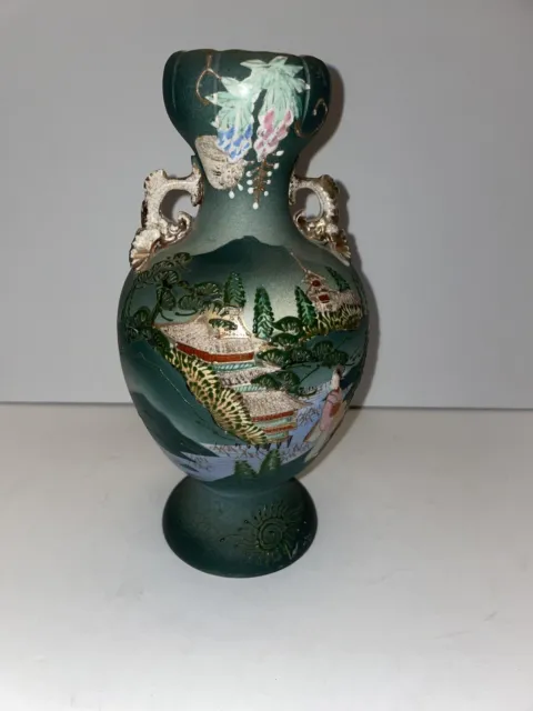 Japanese Satsuma style Moriage VASE Vintage Dual Handle Urn Pottery Painted