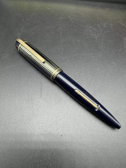Vintage 1940's EVERSHARP "SKYLINE" Lever-fill FOUNTAIN PEN w/ 14k GOLD NIB