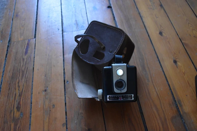 appareil photo brownie flash camera KODAK