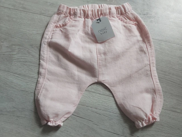 Pacchetto vestiti per bambine 0-3 mesi principalmente SUCCESSIVO, uno nuovo con etichette 12