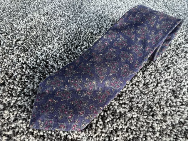 Neiman Marcus Purple Paisley Men's Tie 100% Silk Made in England Ancient Madder