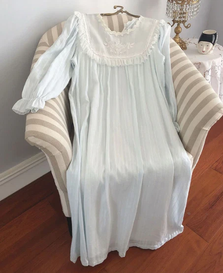 Princess Lolita Vintage Night Dress Embroidered Royal Style Victorian Nightgown
