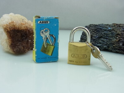 ABUS Cadenas Serrure Château Sécurité Serrure de Porte Château de Laiton Bricoleur 