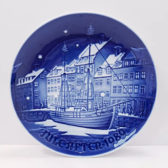 B & G Copenhagen Jule After 1989 Christmas Anchorage 7.25" Porcelain Plate