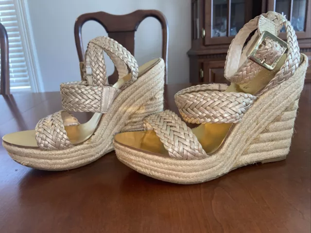 Michael Kors Womens Strappy Sandal Wedge Heels Shoes Size 8M Gold Weaved Leather