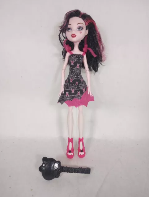 Monster High Doll Draculaura Frights Camera Action