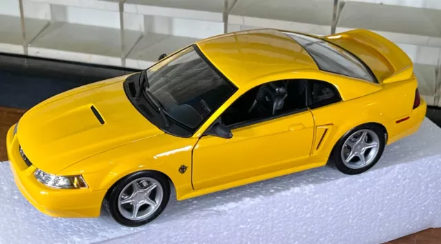 Diecast 1/18 Loose 1999 Maisto Special Edition Ford Mustang GT Coupe Yellow