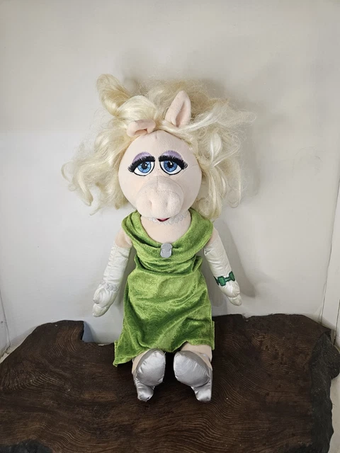 slim fit dress slacks Disney D23 Muppets Haunted Mansion Miss Piggy Halloween Costume Pin Li – I  Love Characters main image 0