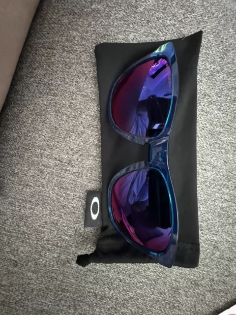 Oakley Frogskins Blue Frame Prizm Sapphire Lens Authentic Sunglasses