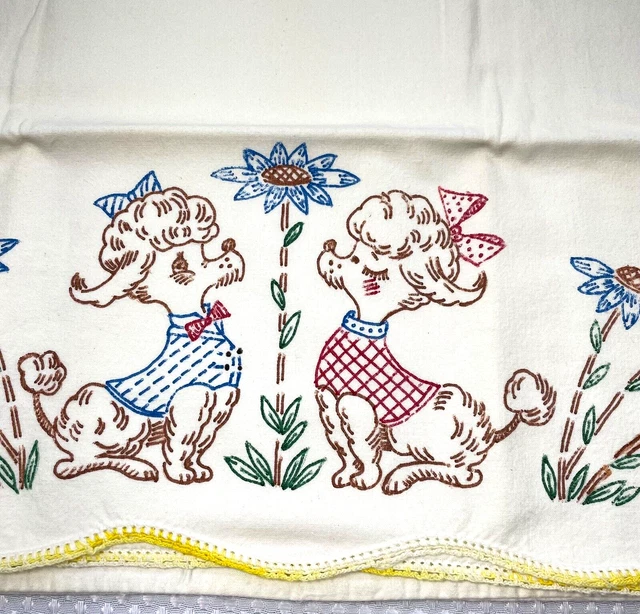 "Funda de almohada vintage estampada a color para caniche embriagado 28"" x 20"""