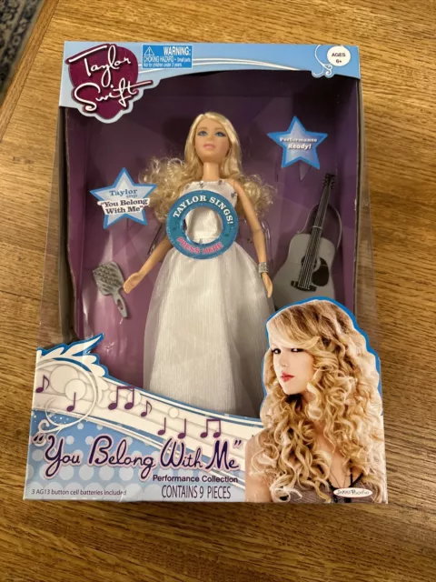 Taylor Swift Barbie Doll Pretty Melody 2010 collection JAKKS PACIFIC blue  dress