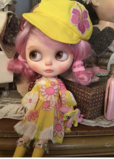 Caprichoso Kawaii Blythe Muñeca Amarilla Gorra de Béisbol Sombrero Súper Lindo Vendedor de EE. UU.