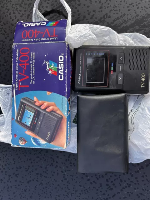 Casio Portable Colour TV-400T Television + Kodak Soft Pouch. UK PAL. Powers On.