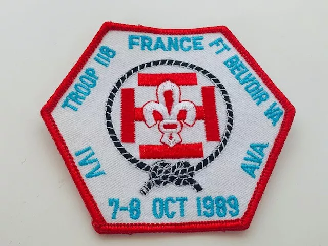 Advertising Patch Logo Emblem Sew vtg patches France Belvoir Troop 118 French