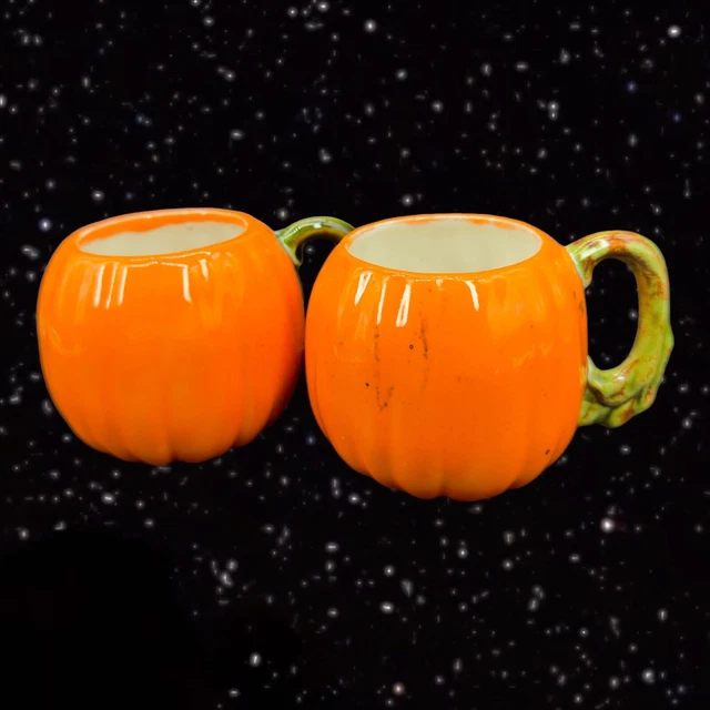 1974 Ceramic Pumpkin Coffee Cup Mug Set 2 Hand Made Painted Mugs Vintage 4”W 3”T