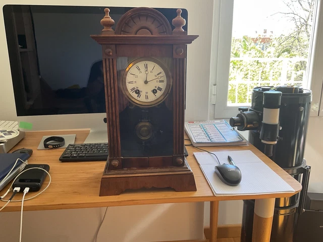 reloj antiguo siglo pasado Frances funciona bien