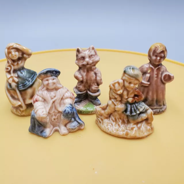 Wade Tea Lot Nursery Rhyme Figurines Whimsie Figure England