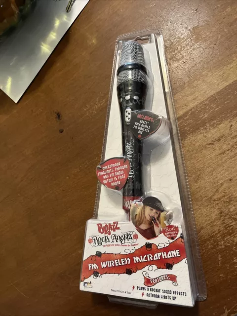 Bratz Rock Angelz Wireless FM Microphone New Sealed!!