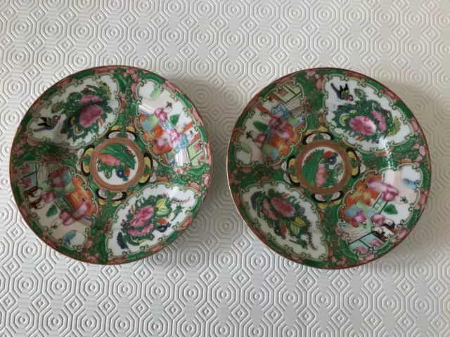 A pair of Chinese canton famillie rose small plates, 19th Century