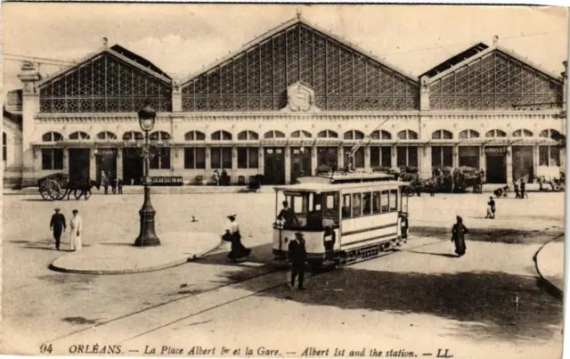 CPA ORLÉANS-La Place Albert et la Gare (266130)