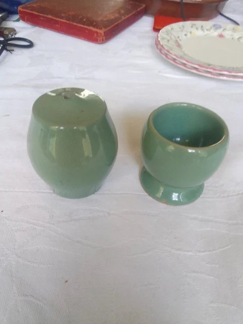 Denby Vintage Steinzeug Herrenhaus grün Pfeffertopf und Eierbecher