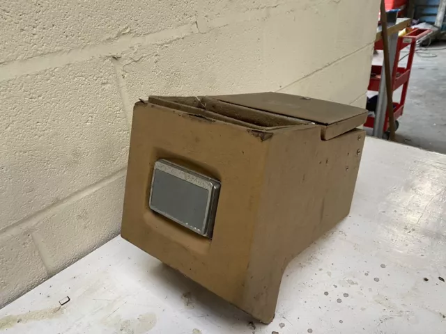 Homemade Centre Cubby Box For an Early 2 Door Range Rover Classic