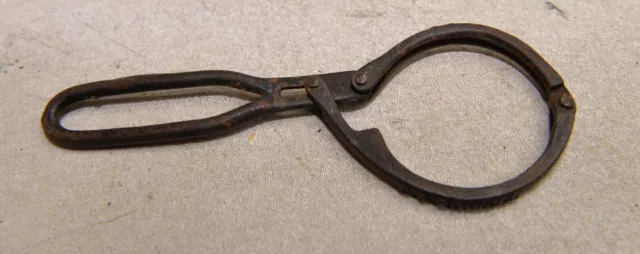 Rare antique C. A. Powell Cleveland Ohio early cast iron lid opener fruit jar