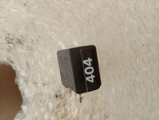 Audi VW Seat Skoda Black-100 Contact Close Relay 95VW10K705CA/ 7M0951253A Audi VW Seat Skoda Black-100 Contact Close Relay 95VW10K705CA/ 7M0951253A