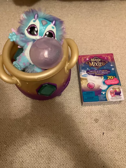 Magic Mixies Cauldron -Blue With Refill Pack