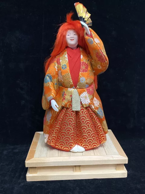 Vintage Japanese Geisha Kabuki Kimono Stand Platform Doll Statue Figurine Fan