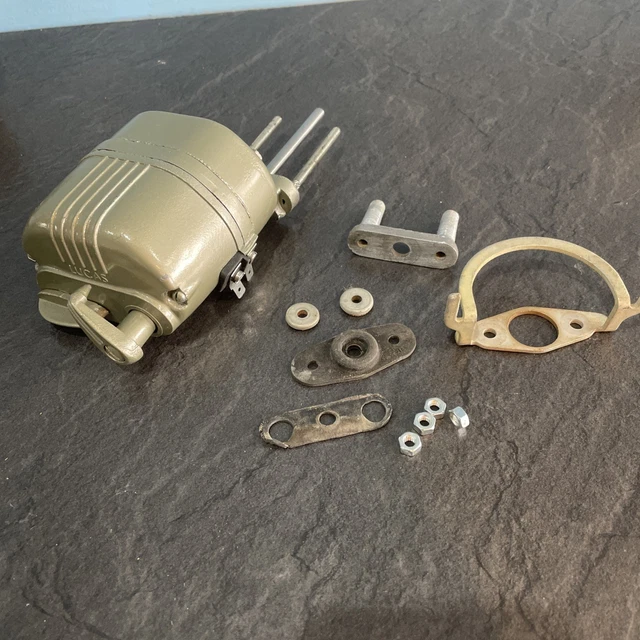 Faro Original OEM Lucas F700 Land Rover Serie 1 2 2a MG
