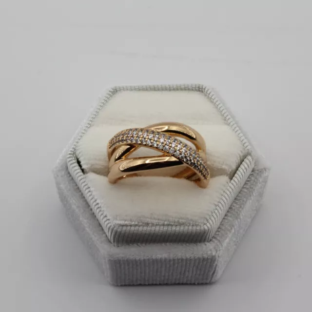 18ct Gold Plated White CZ Twisted Fashion Ring Size US 8 Hypoallergenic