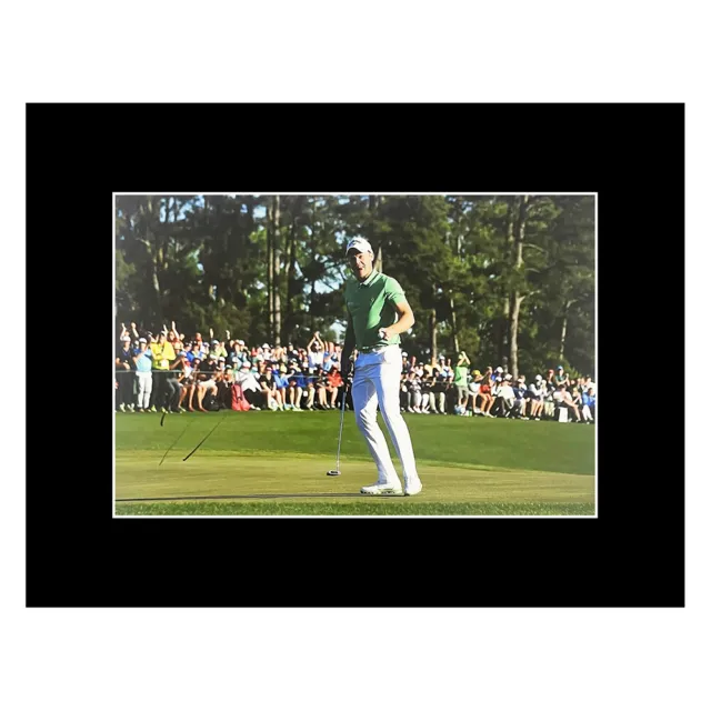 Autograph Danny Willet Photo Display 16x12 - Golf Icon +COA