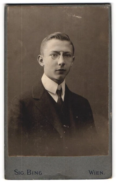 Photographs Mr. Bing, Vienna, Goldsmith Gasse 4, Young Guy with Zwicker Glasses