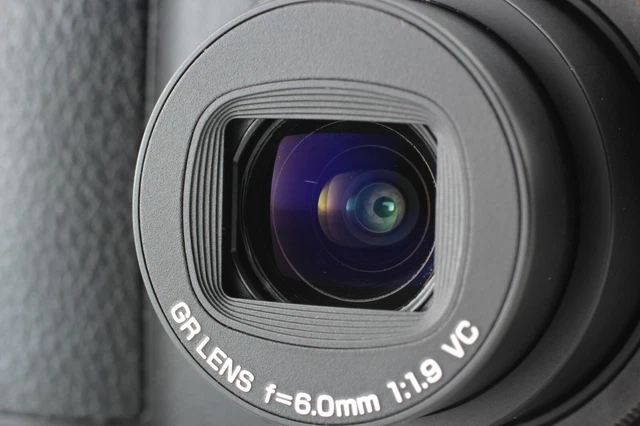 SH:895 [Near MINT] Ricoh GR Digital IV 10.4MP Digital Camera From JAPAN 6