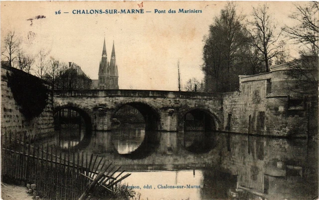 CPA CHALONS-sur-MARNE - Pont des Mariniers (742407)